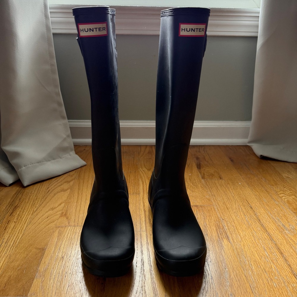 Hunter Original Tall Rain Boots Womens 7 Black Matte Waterproof Minimalist